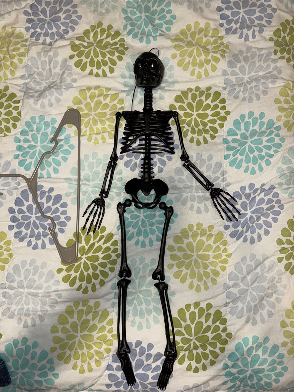 Black Plastic Skeleton Wall Décor